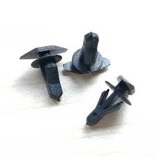 Automobilių plastiko tvirtinimo detalė